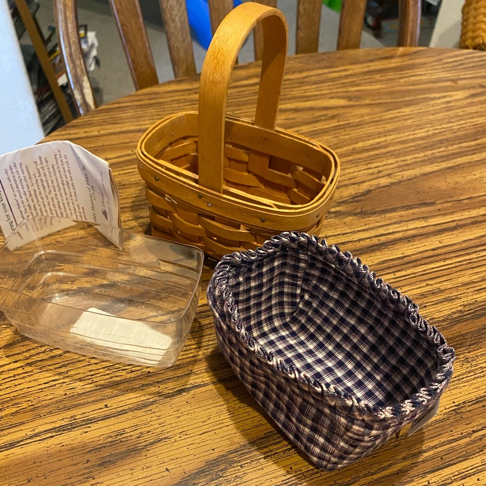 1995 Longaberger Horizon of Hope Basket